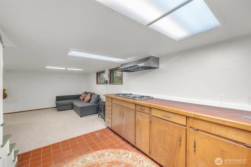 Property photo for 3551 Sw 99th Street, Seattle photo 18
