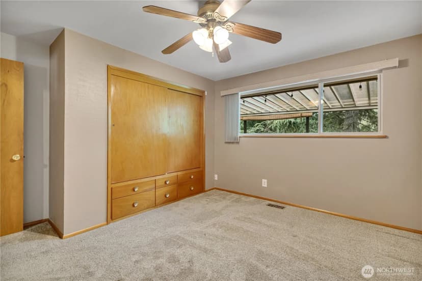 Property photo for 1243 25th Street Se, Puyallup photo 15