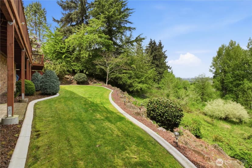 Property photo for 1243 25th Street Se, Puyallup photo 3