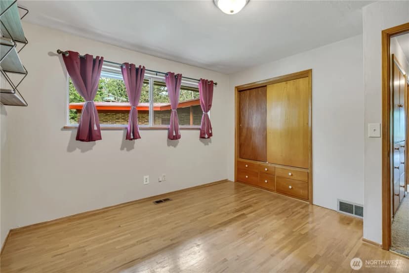 Property photo for 1243 25th Street Se, Puyallup photo 17