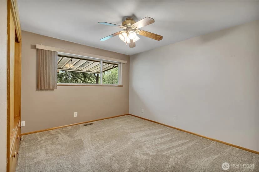 Property photo for 1243 25th Street Se, Puyallup photo 16
