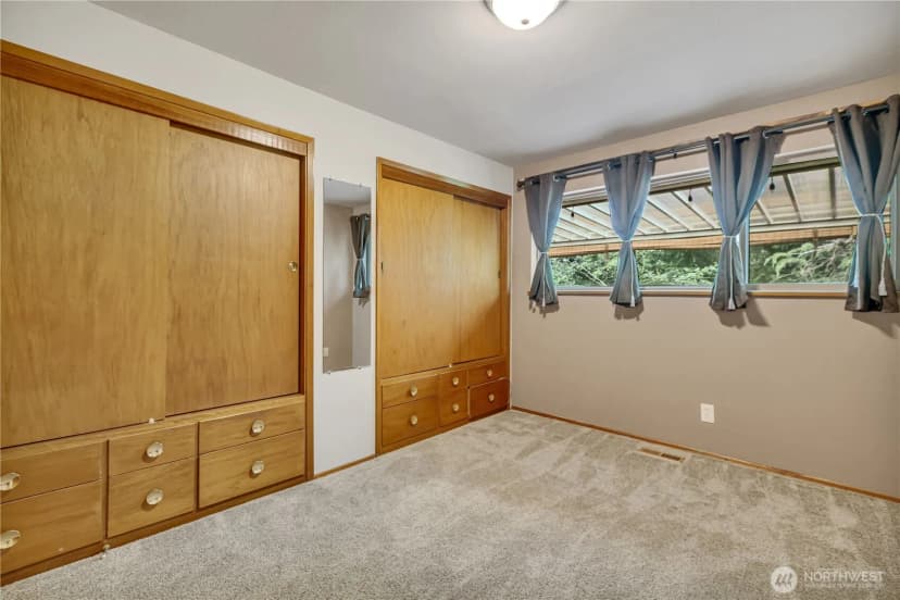 Property photo for 1243 25th Street Se, Puyallup photo 18