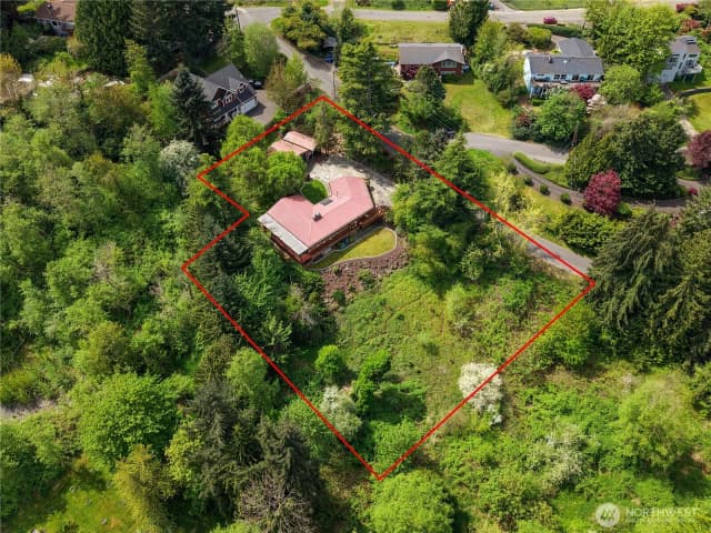 Property photo for 1243 25th Street Se, Puyallup