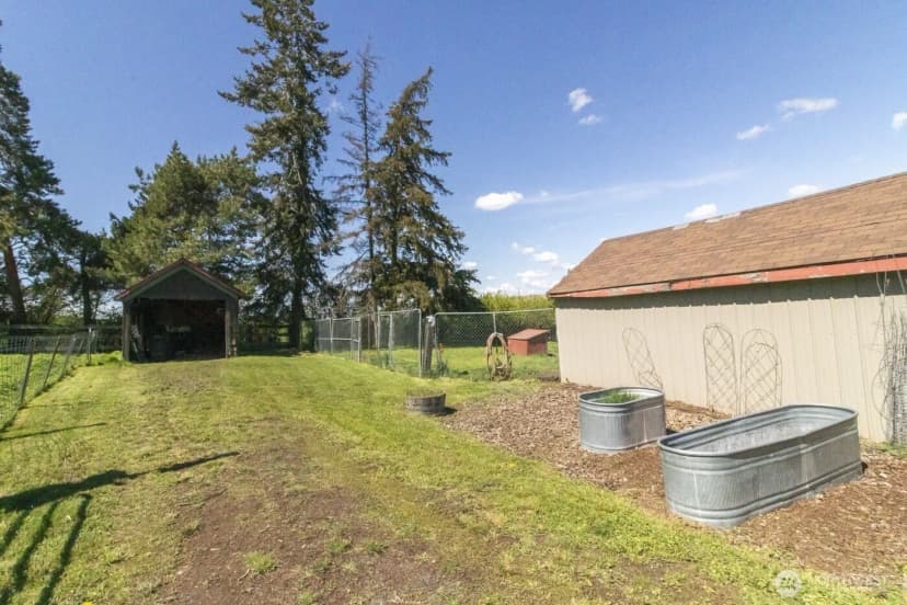 Property photo for 3001 Pullman Albion Road, Pullman photo 28