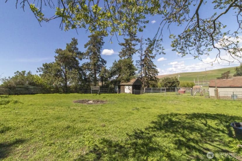 Property photo for 3001 Pullman Albion Road, Pullman photo 31