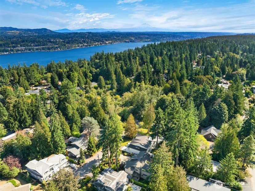 Property photo for 4525 90th Avenue Se, Mercer Island photo 40