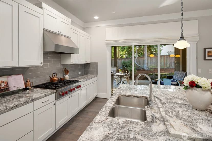 Property photo for 4525 90th Avenue Se, Mercer Island photo 14