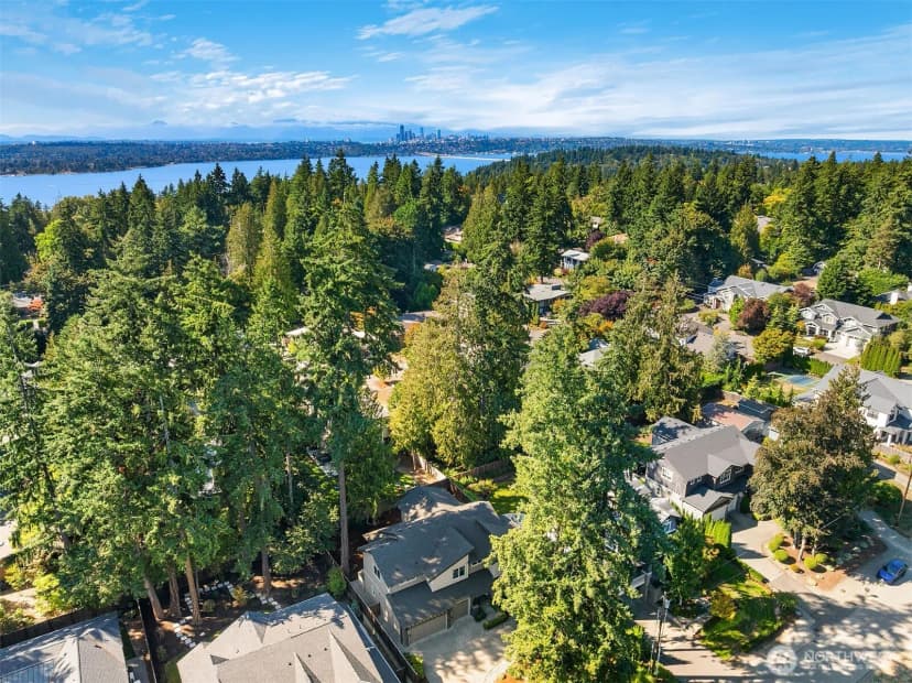 Property photo for 4525 90th Avenue Se, Mercer Island photo 37