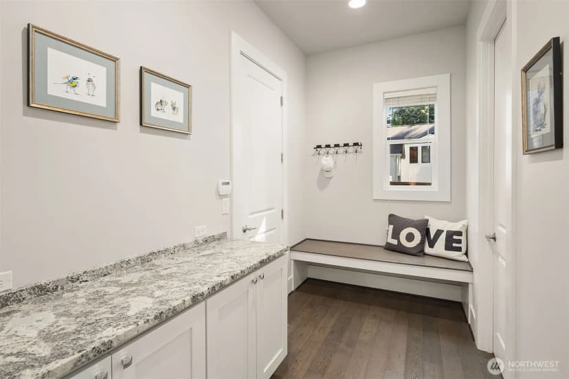 Property photo for 4525 90th Avenue Se, Mercer Island photo 18
