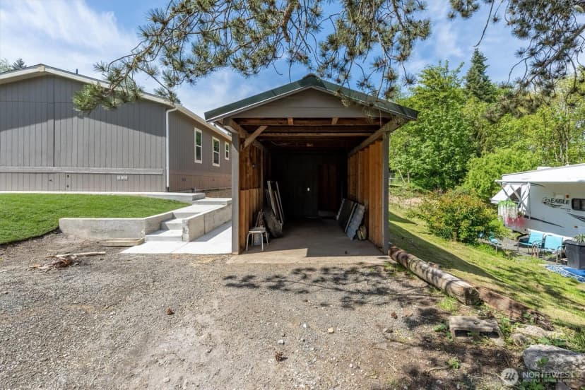 Property photo for 101 Sir Lancelot Drive, Castle Rock photo 36