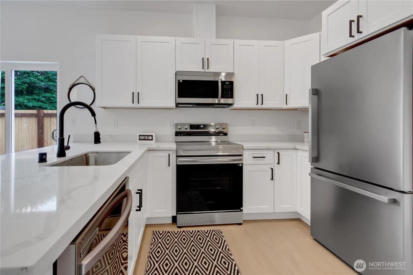 Property photo for 9420 S D St #3, Tacoma photo 7