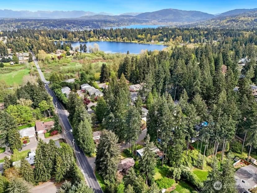 Property photo for 1605 153rd Avenue Se, Bellevue photo 11