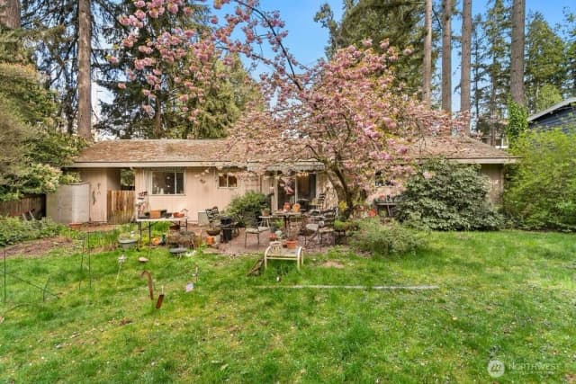 Property photo for 1605 153rd Avenue Se, Bellevue photo 4