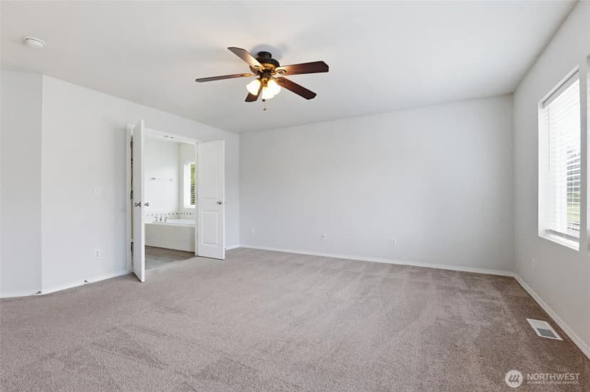 Property photo for 29115 69th Avenue S, Roy photo 18