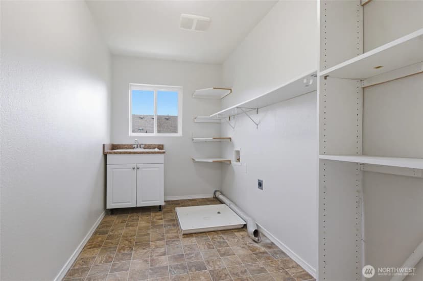 Property photo for 29115 69th Avenue S, Roy photo 31