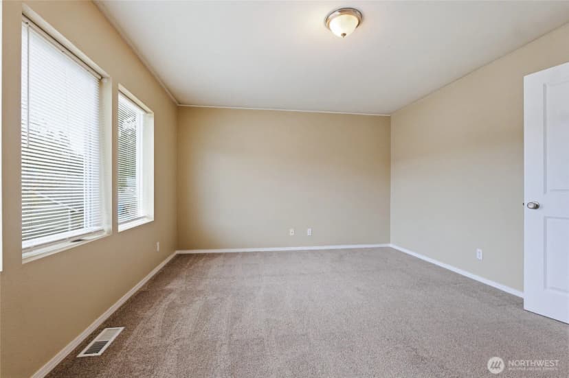 Property photo for 29115 69th Avenue S, Roy photo 27