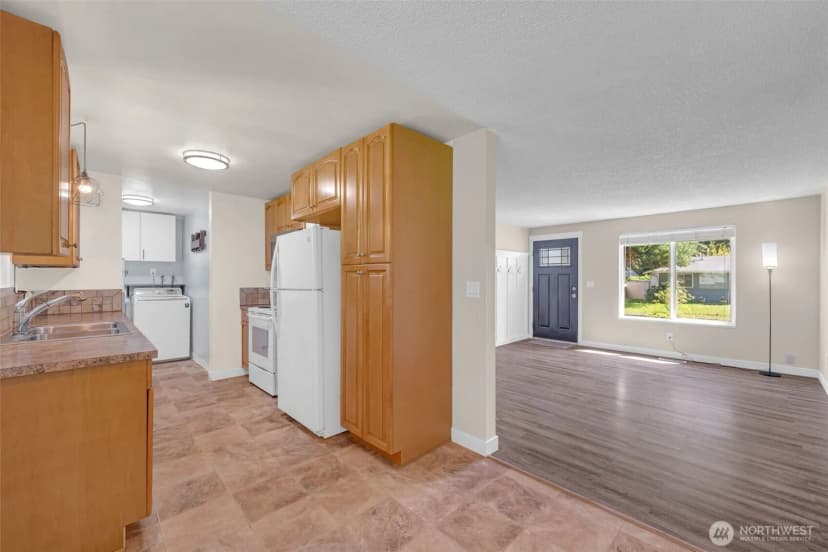 Property photo for 30141 3rd Place Sw, Federal Way photo 11