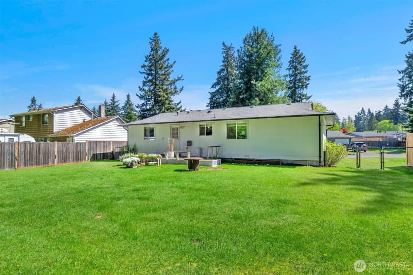 Property photo for 30141 3rd Place Sw, Federal Way photo 24