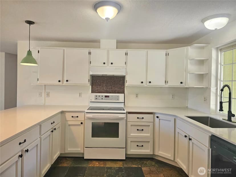 Property photo for 727 Tipsoo Loop S, Rainier photo 7