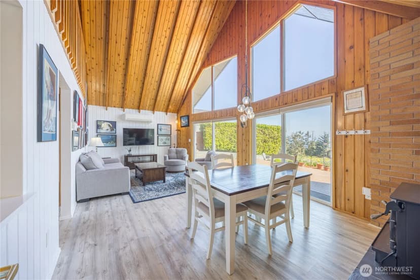 Property photo for 382 Discovery Way, Sequim photo 12