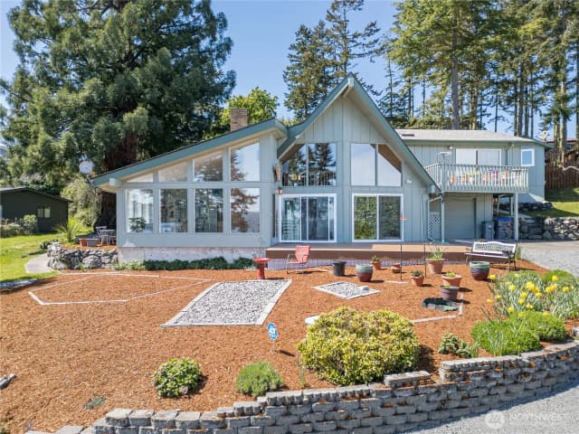 Property photo for 382 Discovery Way, Sequim