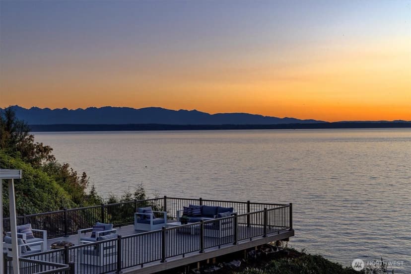 Property photo for 8001 Talbot Road, Edmonds photo 27