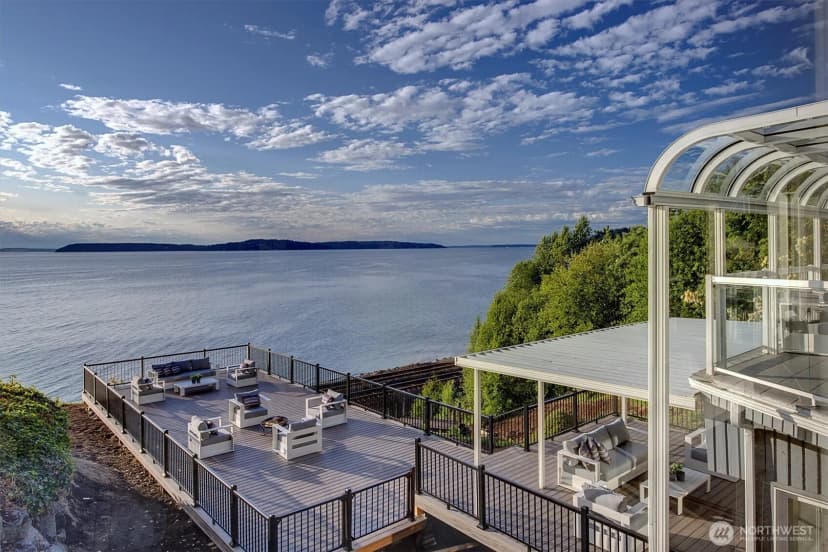 Property photo for 8001 Talbot Road, Edmonds photo 16
