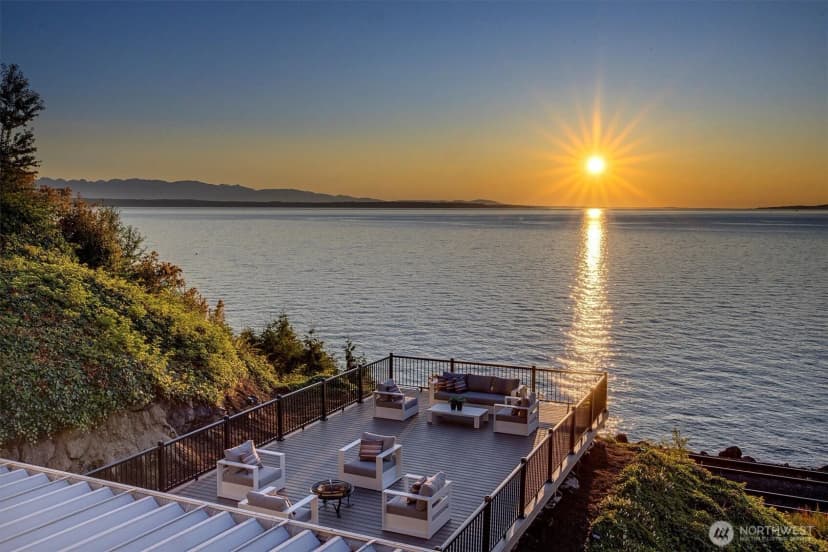 Property photo for 8001 Talbot Road, Edmonds photo 26