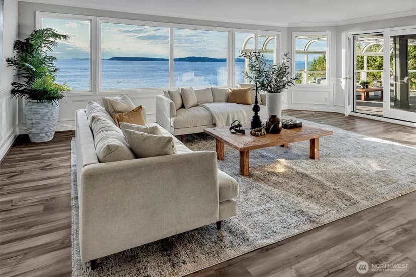 Property photo for 8001 Talbot Road, Edmonds photo 14