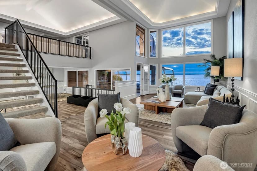 Property photo for 8001 Talbot Road, Edmonds photo 6