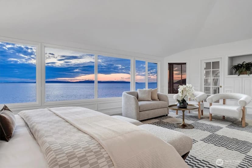 Property photo for 8001 Talbot Road, Edmonds photo 18