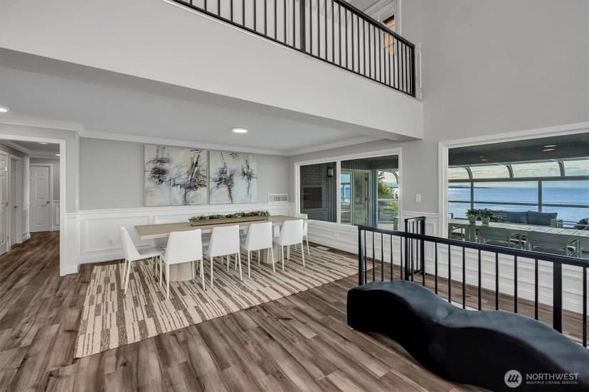 Property photo for 8001 Talbot Road, Edmonds photo 9