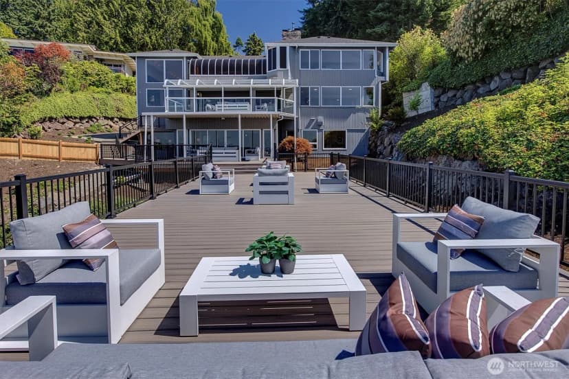 Property photo for 8001 Talbot Road, Edmonds photo 35