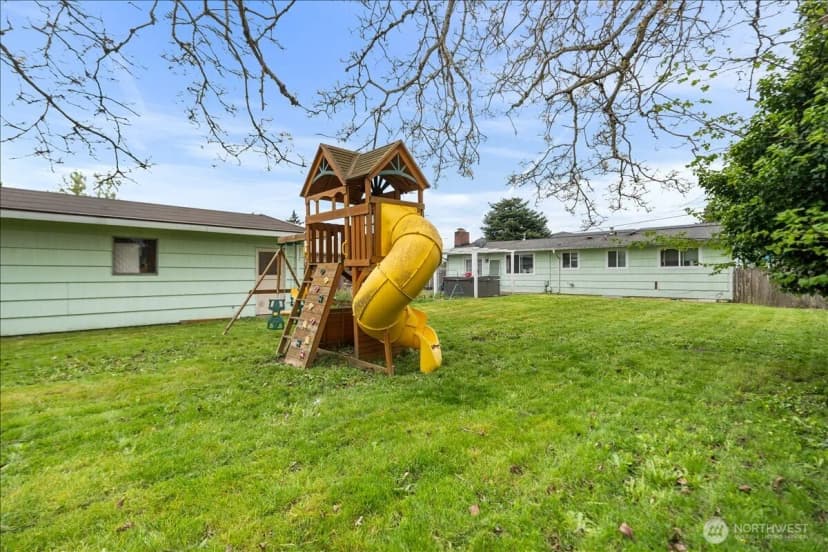 Property photo for 125 E 60th Street, Tacoma photo 23