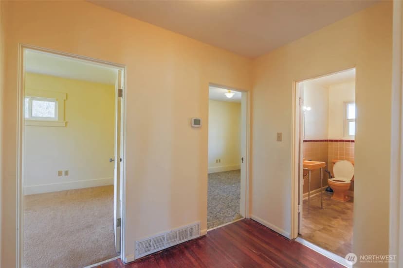 Property photo for 1320 4th Street, Cosmopolis photo 18