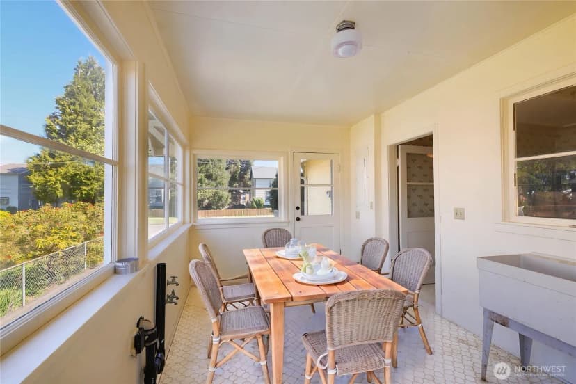 Property photo for 1320 4th Street, Cosmopolis photo 16