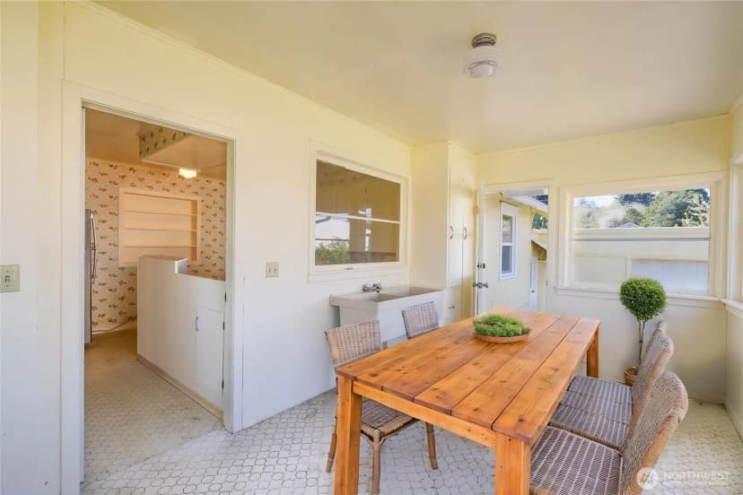 Property photo for 1320 4th Street, Cosmopolis photo 15