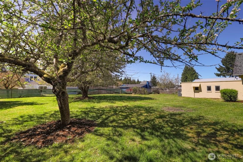 Property photo for 1320 4th Street, Cosmopolis photo 37