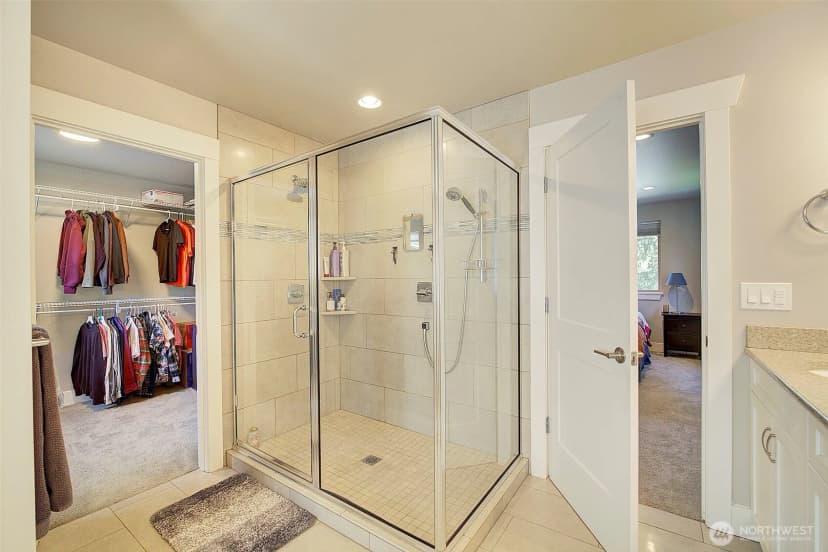 Property photo for 11627 21st Avenue Sw, Burien photo 21