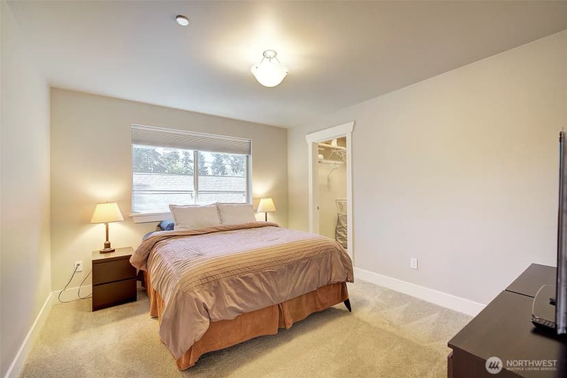 Property photo for 11627 21st Avenue Sw, Burien photo 24