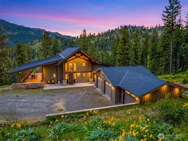Property photo for 239 Foxridge Lane, Leavenworth photo 3