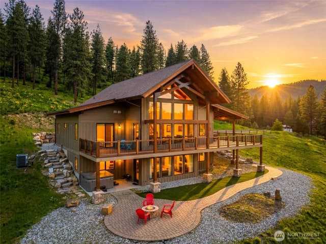 Property photo for 239 Foxridge Lane, Leavenworth