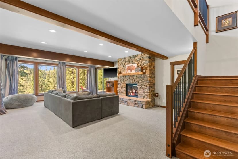 Property photo for 239 Foxridge Lane, Leavenworth photo 15