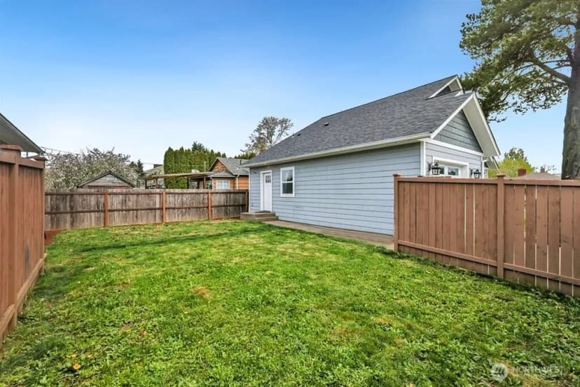Property photo for 903 Atherton Street, Centralia photo 28