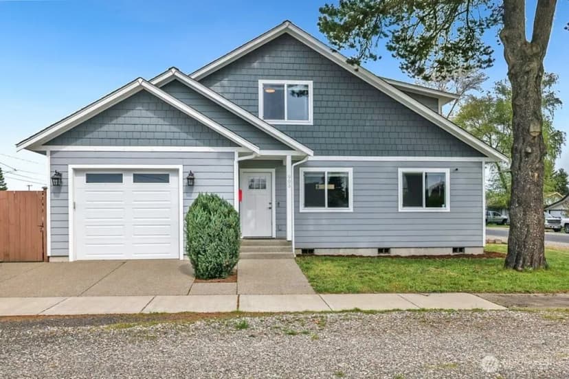 Property photo for 903 Atherton Street, Centralia photo 2