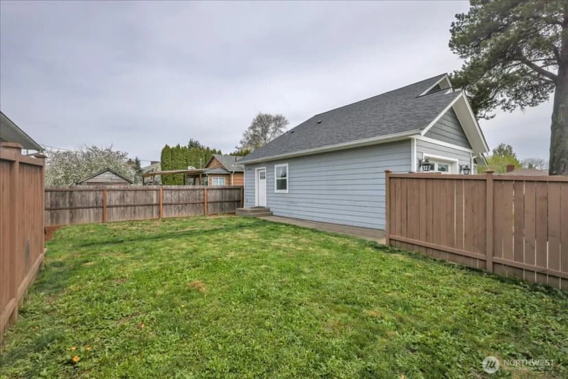 Property photo for 903 Atherton Street, Centralia photo 27