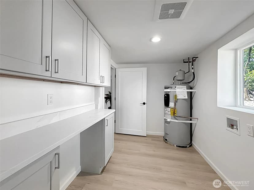 Property photo for 7403 Beverly Blvd, Everett photo 11