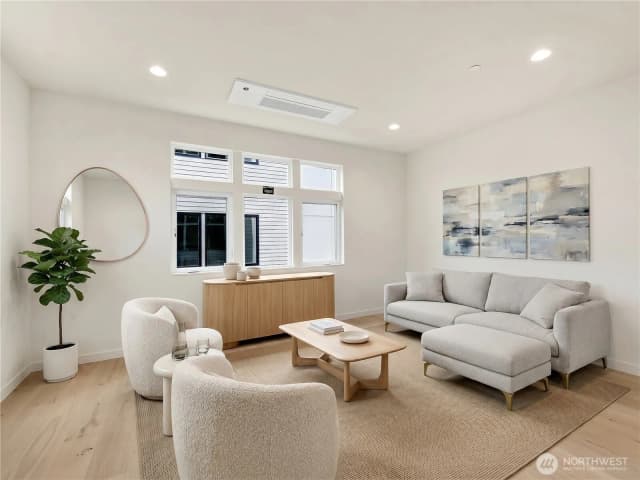 Property photo for 1412 A N 47th Street, Seattle photo 5