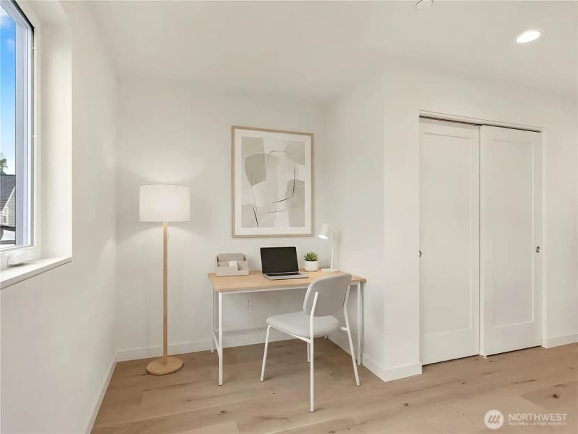 Property photo for 1412 A N 47th Street, Seattle photo 17
