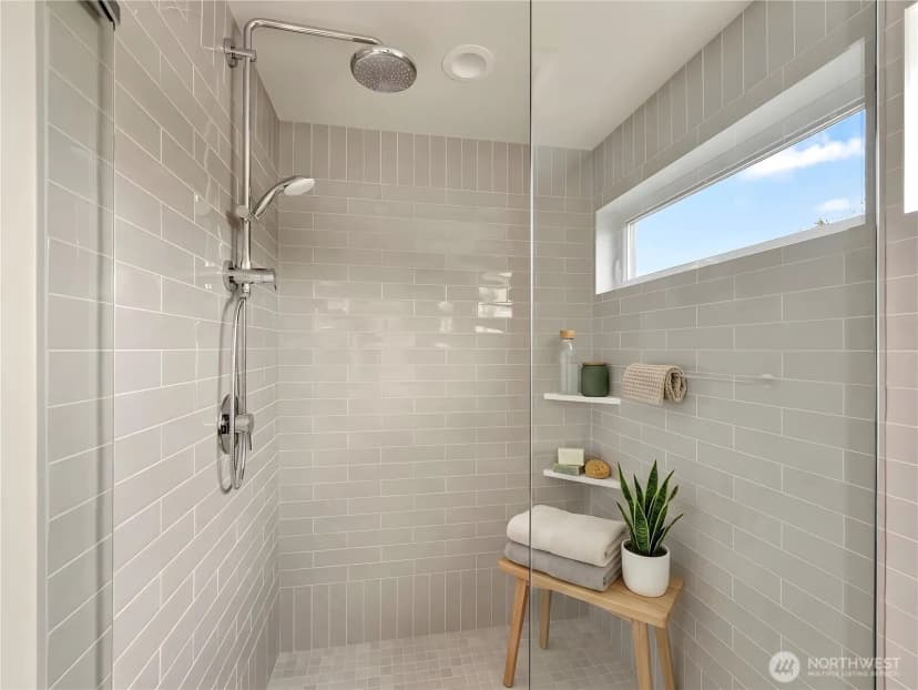 Property photo for 1412 A N 47th Street, Seattle photo 21